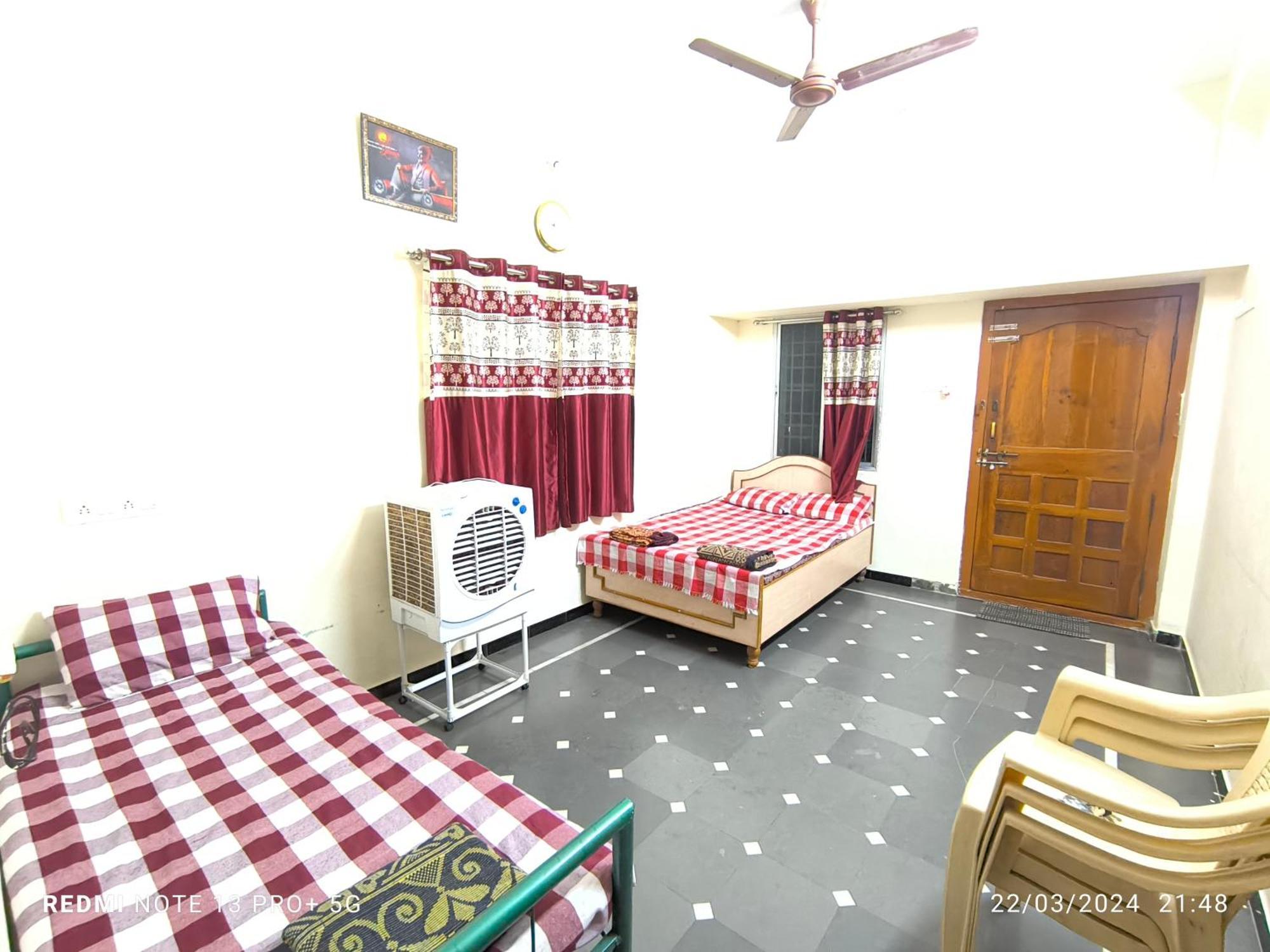 Samarth Sawali Guest House, Vidhyanagar Akkalkot Akalkot Eksteriør billede